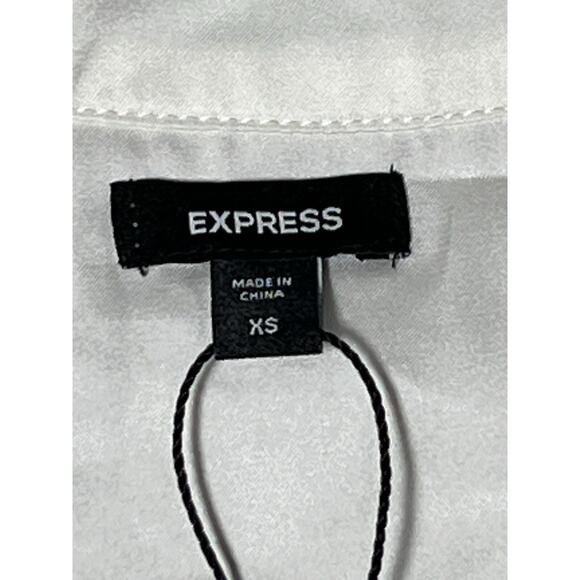 Express Satin V-Neck Top Women’s XS Marshmallow 100% Polyester - Picture 3 of 10